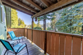 Huckleberry Hideaway